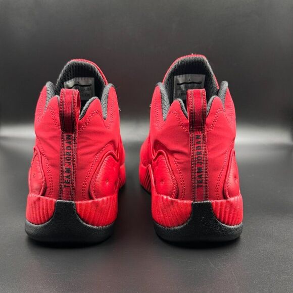 jordan jumpman team 2 gym red